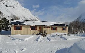Lyngenfjord, Frøyas hus